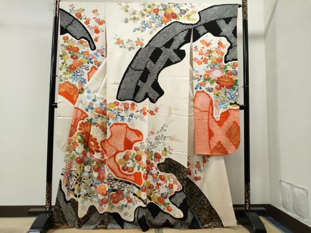 平和屋着物■豪華振袖　駒刺繍　牡丹花車文　金彩　正絹　逸品　CAAK6201yc