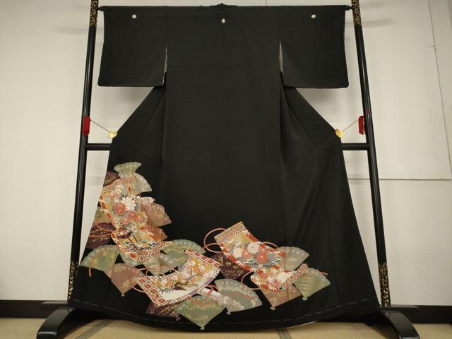 平和屋着物■豪華黒留袖　駒刺繍　檜扇絵巻文　金彩　正絹　逸品　未使用　AAAN6224cg