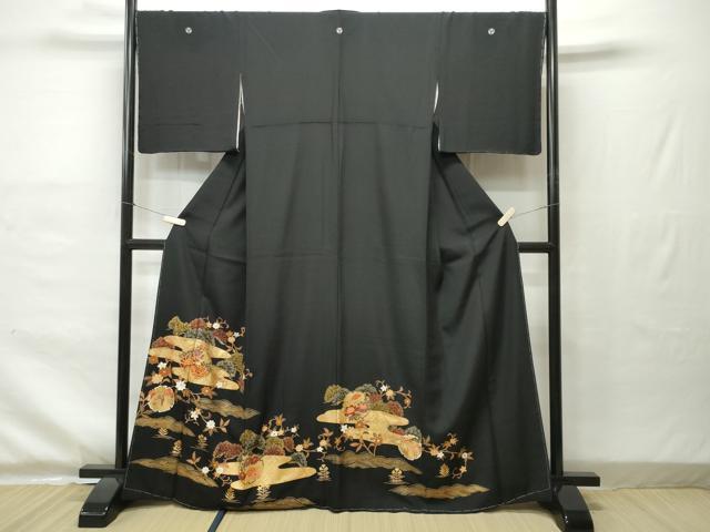 平和屋着物■豪華黒留袖　駒刺繍　立波雪輪花文　金彩　正絹　逸品　未使用　CAAJ7102gh