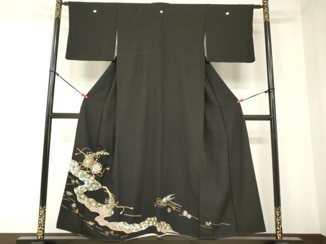 平和屋着物■豪華黒留袖　駒刺繍　鼓楽器花文　金彩　正絹　逸品　DAAJ0325ma