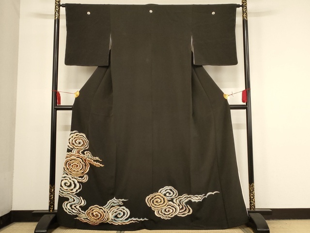 平和屋着物■豪華黒留袖　駒刺繡　雲　金銀彩　正絹　逸品　AAAL1413gk