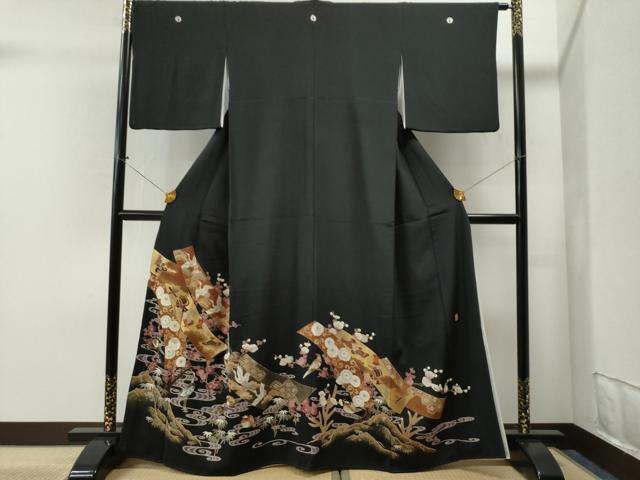 平和屋着物■豪華黒留袖　作家物　短冊飛鶴流水鴛鴦宝尽くし花文　金彩　正絹　逸品　CAAI8648yc