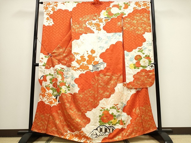 平和屋着物■豪華振袖　駒刺繍　雲取り菊花文　金彩　逸品　CAAI1106ng