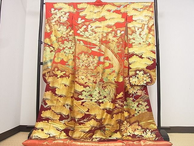 平和屋着物■豪華色打掛　和装　婚礼　結婚式　花嫁　神社挙式　作家物　渡橋飛鶴花松文　金彩　逸品　DAAF6546du