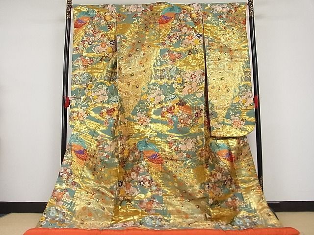 平和屋着物■極上　色打掛　唐織　雲重ね枝花孔雀文　金糸　正絹　逸品　AAAI9015Abr