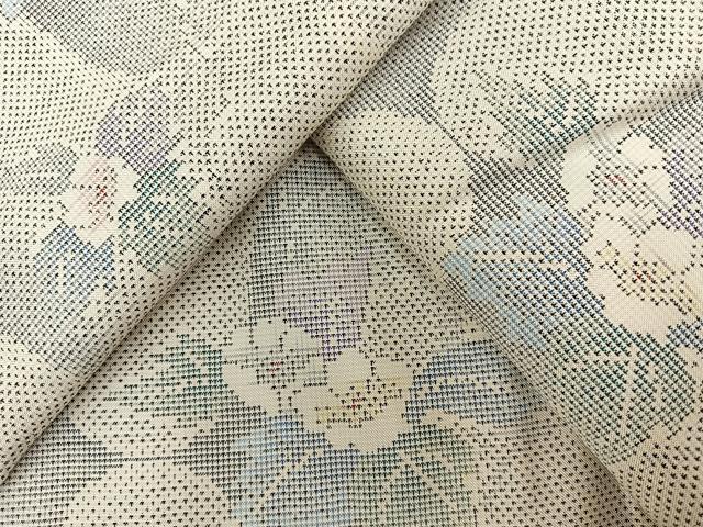 平和屋着物●本場大島紬　白大島　9マルキ　草花文　正絹　逸品　未使用　BAAN1928ph