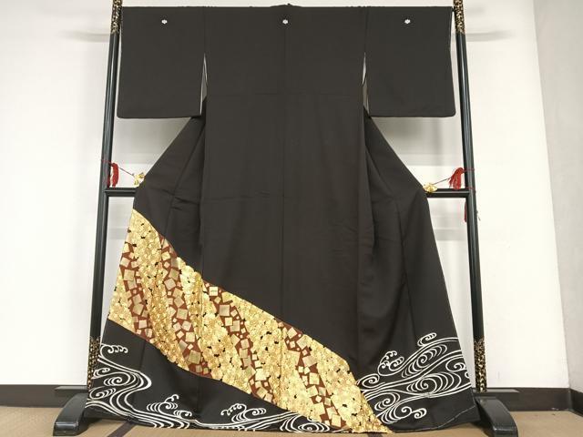 平和屋着物●豪華黒留袖　駒刺繍　菊間道　金彩　正絹　逸品　AAAM8152zg