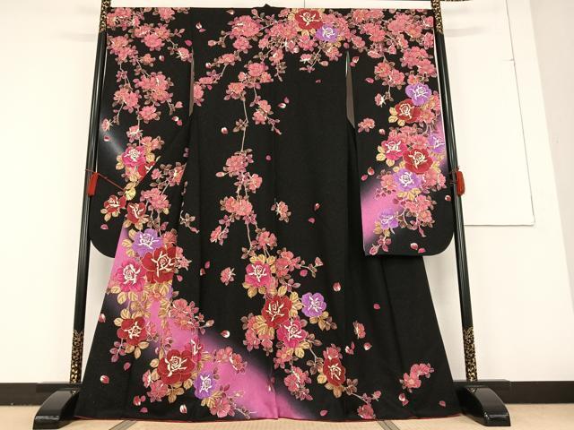 平和屋着物●豪華振袖　枝垂れ桜　暈し染め　黒地　銀通し地　正絹　逸品　AAAO6294ph