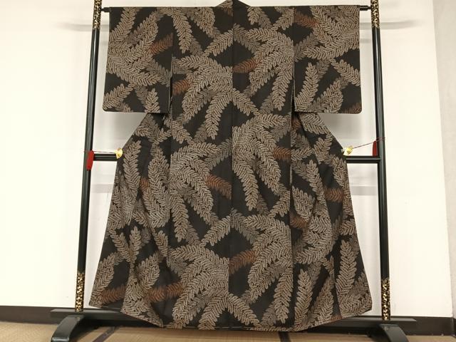 平和屋着物●●本場大島紬　割込絣　シダ　正絹　逸品　未使用　AAAO4208np