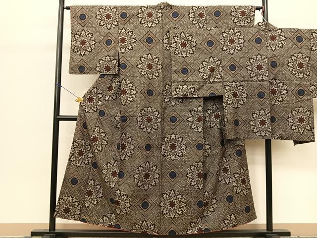 平和屋着物●希少　本場大島紬　龍郷絣　アンサンブル　花菱文　正絹　逸品　BAAN3222fw