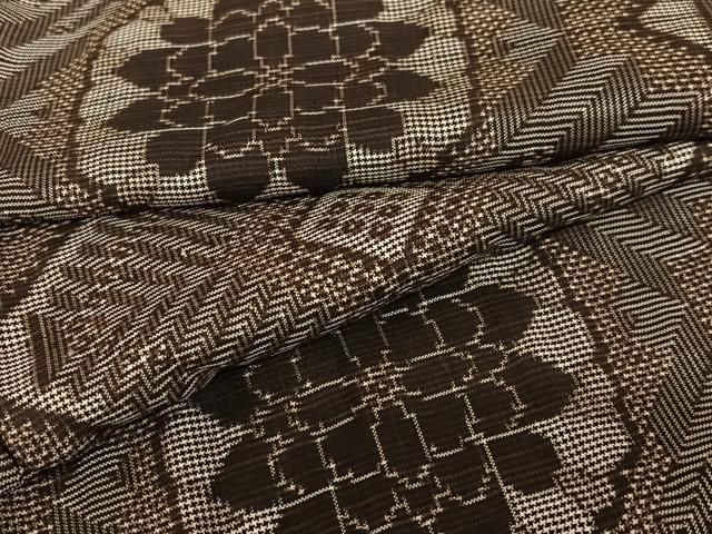 平和屋着物●本場大島紬　龍郷絣　花菱文　正絹　逸品　AAAM8182zg