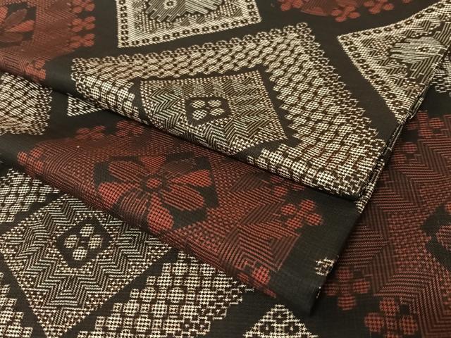 平和屋着物●本場大島紬　龍郷絣　花菱文　正絹　逸品　AAAM8170zg