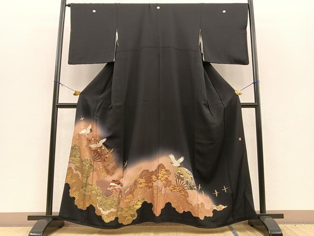 平和屋着物■十日町友禅　龍谷　黒留袖　道長扇面飛鶴文　暈し染め　金彩　正絹　逸品　BAAN8356by