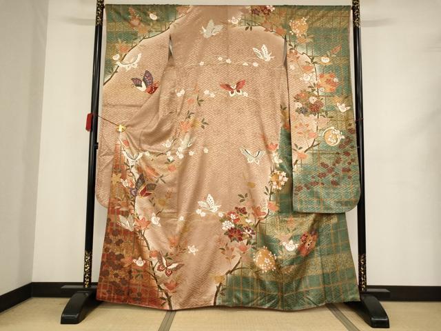 平和屋着物■豪華振袖　駒刺繍　花蝶文　暈し染め　金彩　正絹　逸品　AAAO4529ja