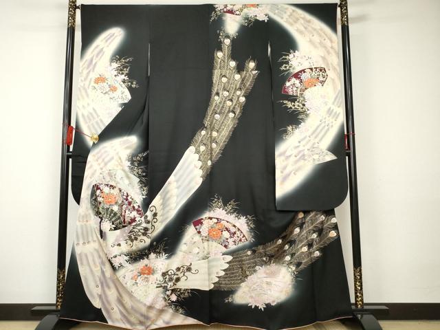 平和屋着物●豪華振袖　刺繍　孔雀地紙花文　暈し染め　黒地　金糸　金彩　正絹　逸品　AAAO6674cs