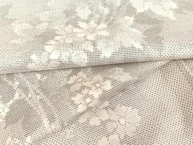 平和屋着物●本場大島紬　白大島　9マルキ　草花文　正絹　逸品　AAAO4737ph