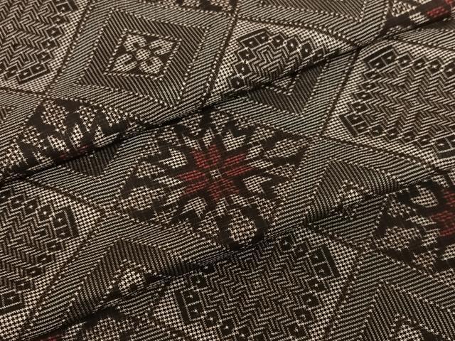 平和屋着物●本場大島紬　龍郷絣　正絹　逸品　未使用　AAAO6230ph