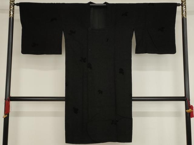 平和屋着物■道行コート　輪奈ビロード　舞葉文　黒地　ロング丈　正絹　逸品　AAAO9673bw