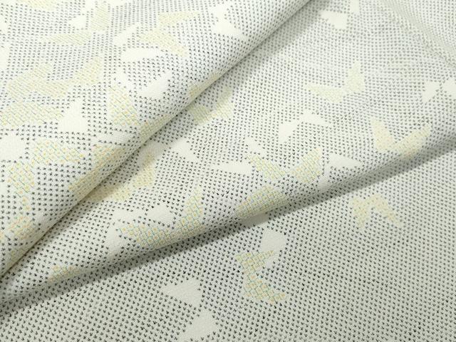 平和屋着物●本場大島紬　白大島　9マルキ　舞蝶文　正絹　逸品　CAAL0882vf