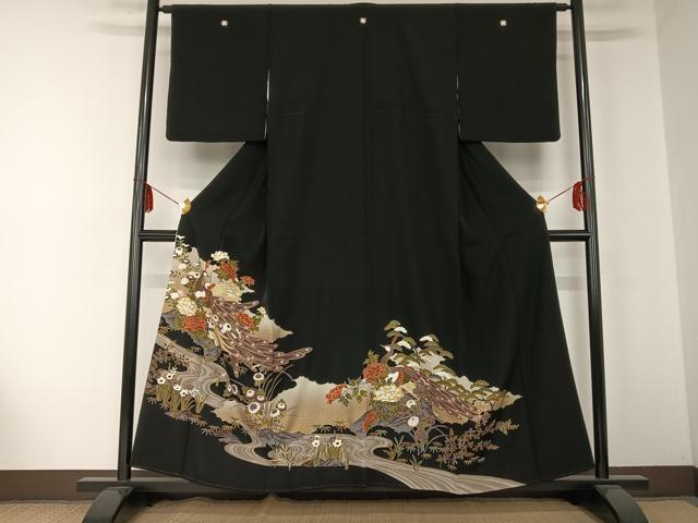 平和屋着物■豪華黒留袖　孔雀花文　金彩　正絹　逸品　AAAO2768ip