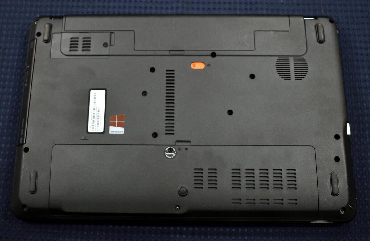 起動確認無し(ジャンク扱い)Gateway NE56R-H12C CPU:Celeron 1000M RAM:2G HDD:無し (管:KP607_画像3