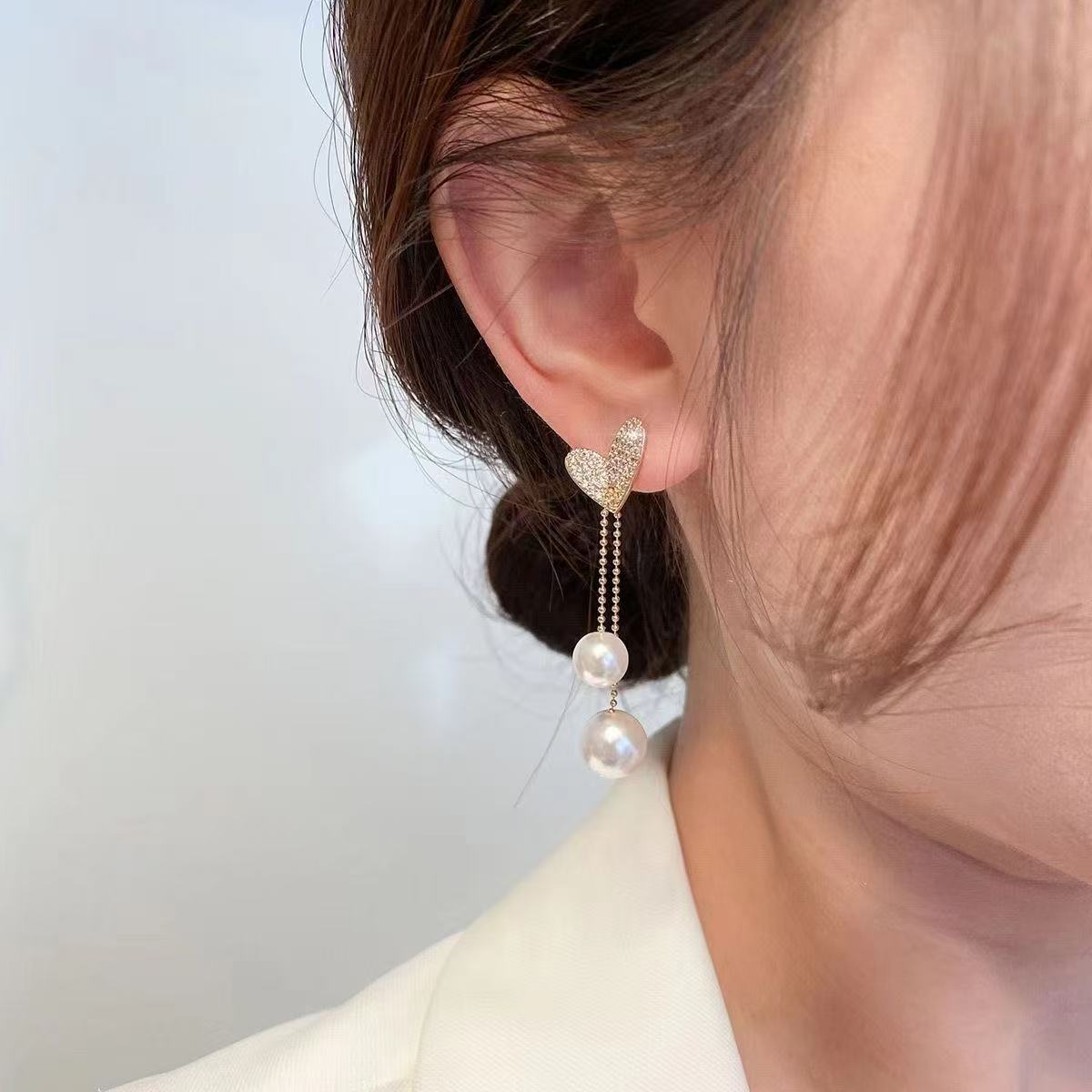 ピアス　フェイクパール7.8mm　ハート　可愛い　萌え系　きらきら　ゆらゆら