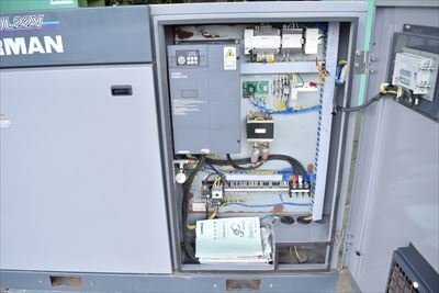 北越工業 エアーマン 22kWスクリュコンプレッサー 動作未確認 北越工業 エアーマン 22kWスクリュコンプレッサー 動作未確認
