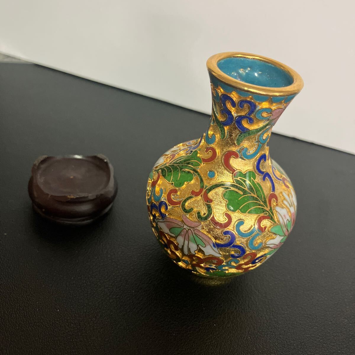 ◇中国美術 壺 花瓶 絵柄 陶器 ぐらつき有 骨董品 新山窯 ◇中国美術 壺 花瓶 絵柄 陶器 ぐらつき有 骨董品 新山窯