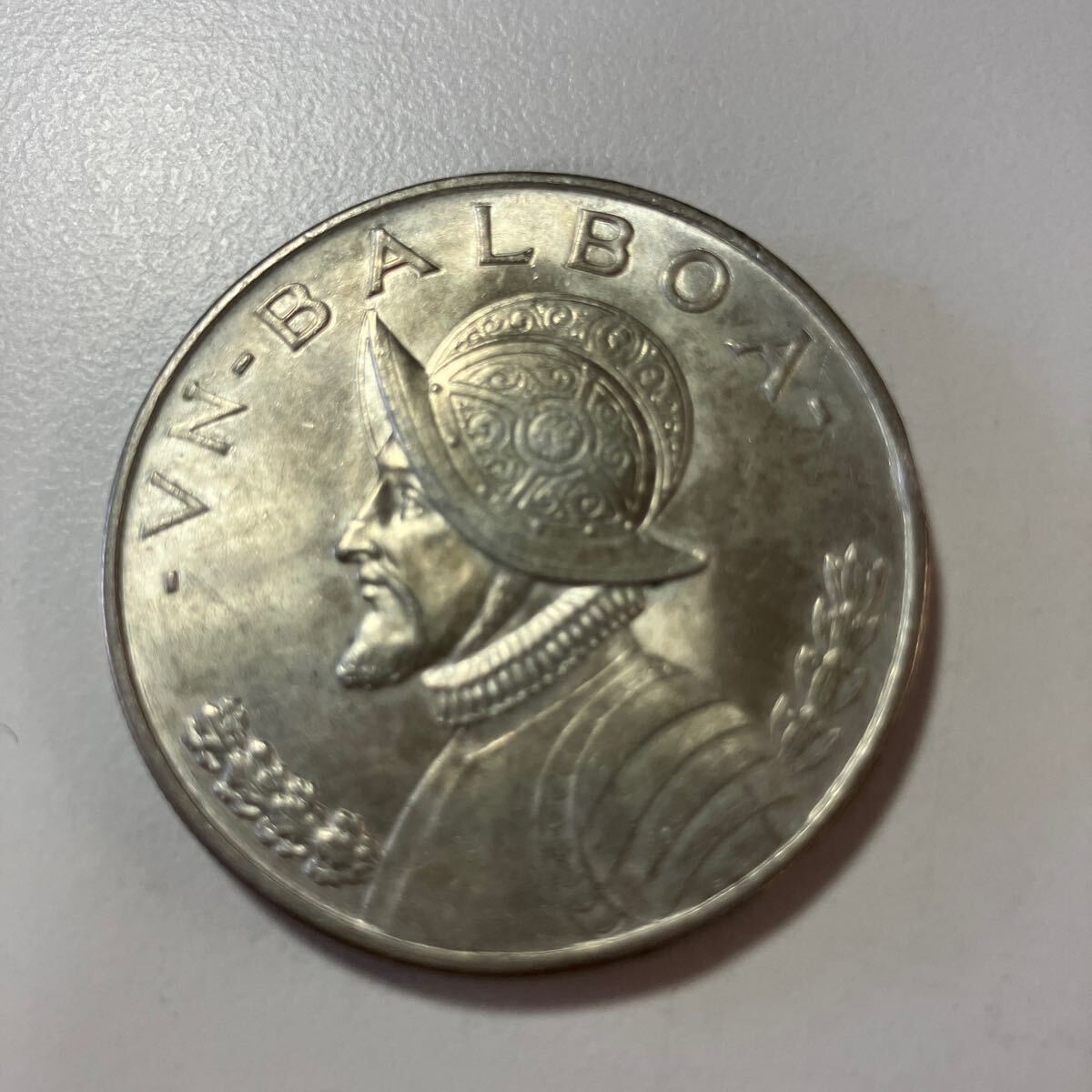B2537)古銭 1947年 パナマ共和国 1バルボア 銀貨 コイン 古貨幣 B2537)古銭 1947年 パナマ共和国 1バルボア 銀貨 コイン 古貨幣