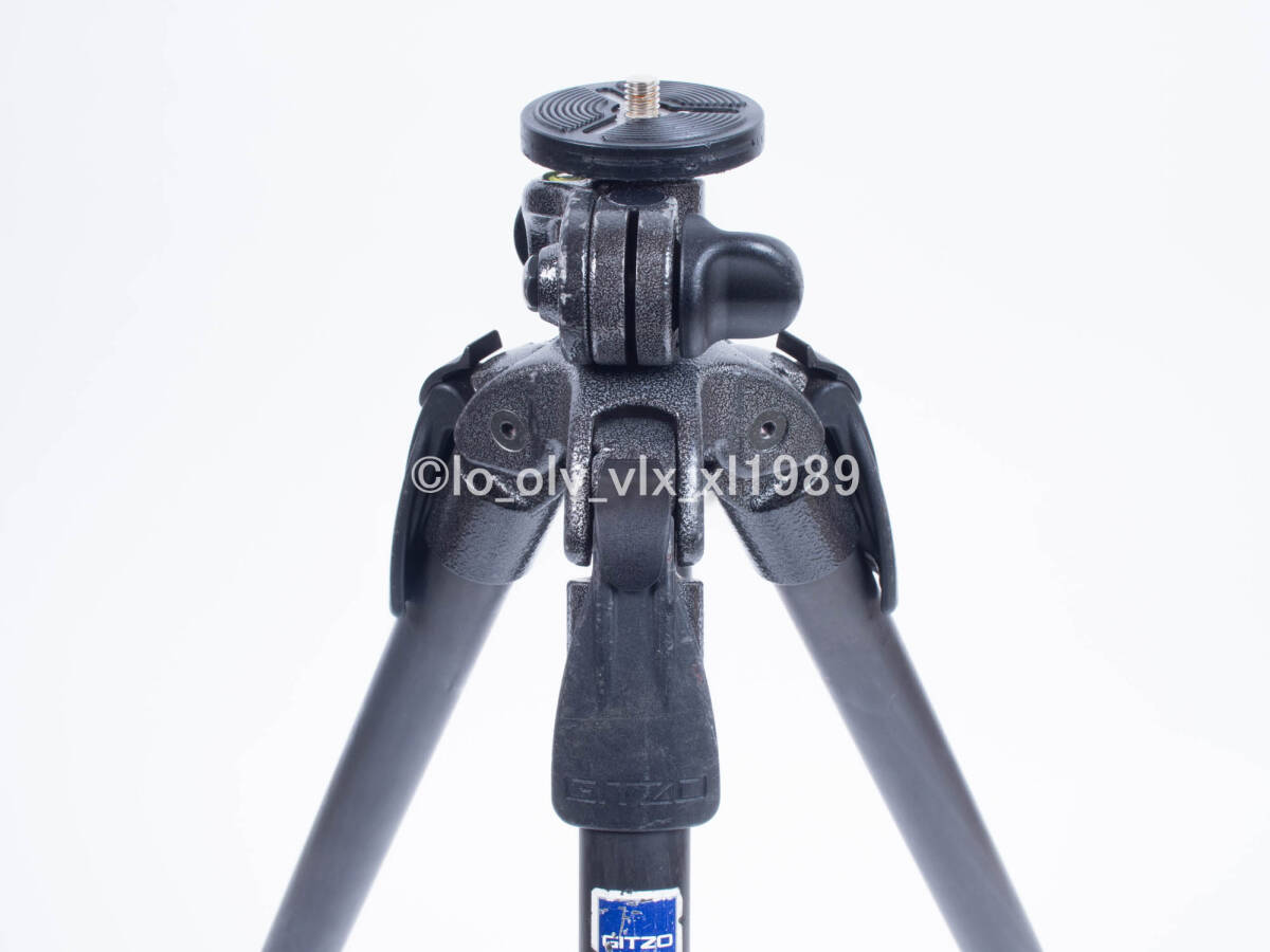 GITZO G2227 ジッツオ カーボン三脚 エクスプローラー 登山など GITZO G2227 ジッツオ カーボン三脚 エクスプローラー 登山など