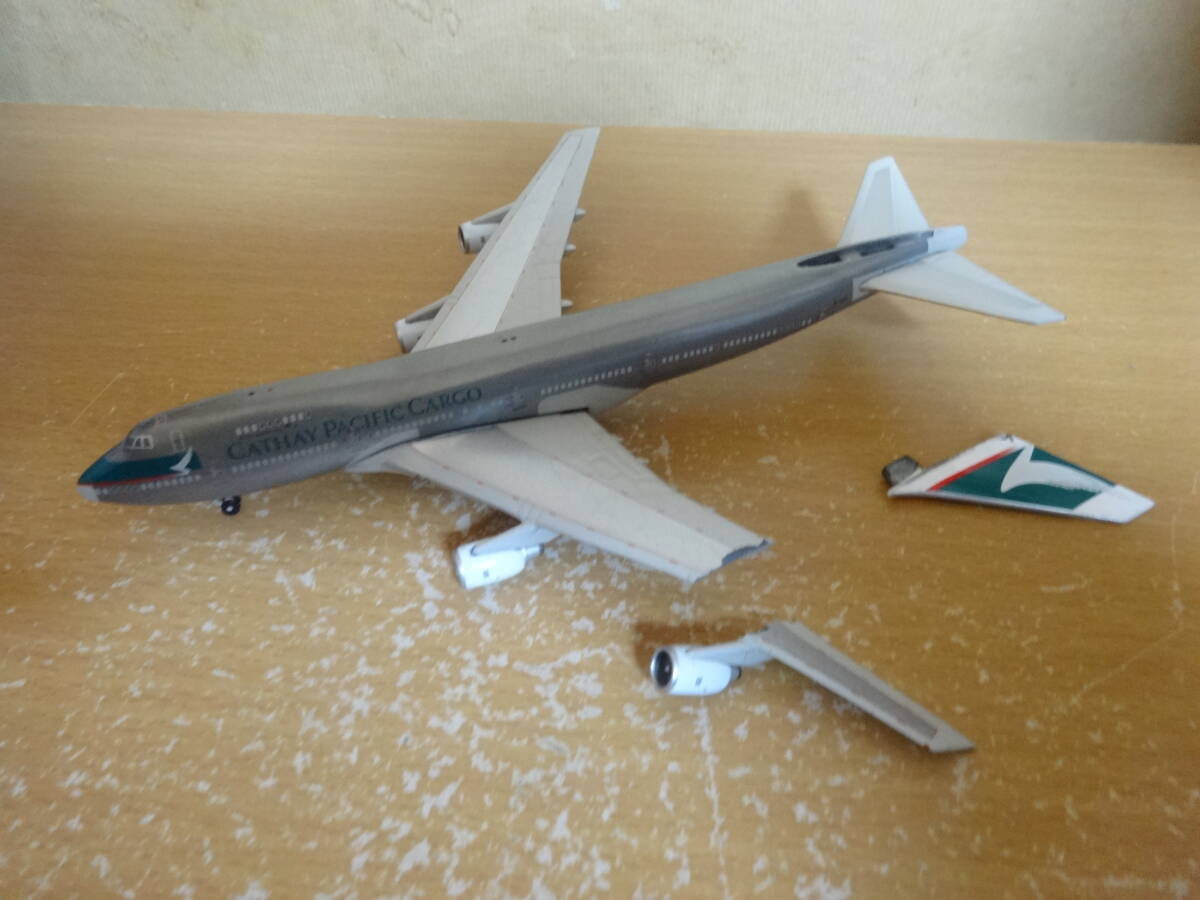1/400　フェニックス　キャセイパシフィック航空　747-200F
