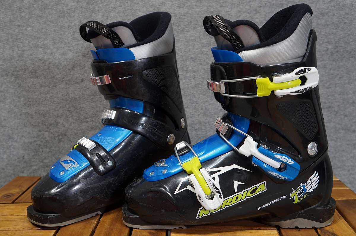レアサイズ　USED傷あり ノルディカ NORDICA Team3 Jr スキーブーツ [カラー:写真参照 サイズ=26.5cm L=305mm] 高機能高デザイン