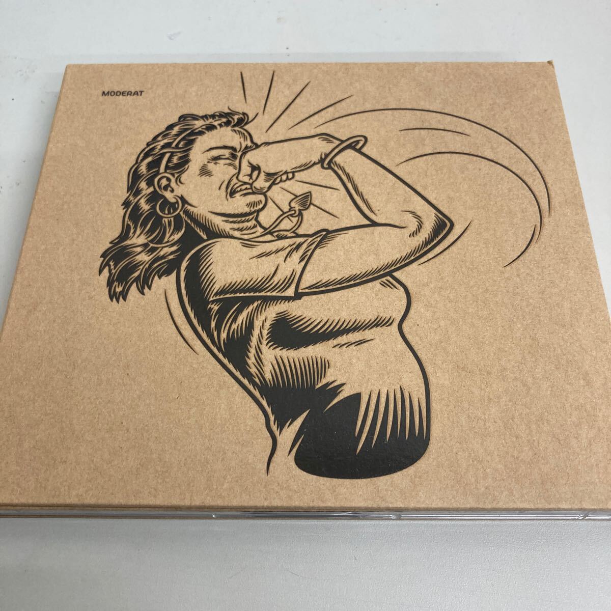 テクノ Moderat