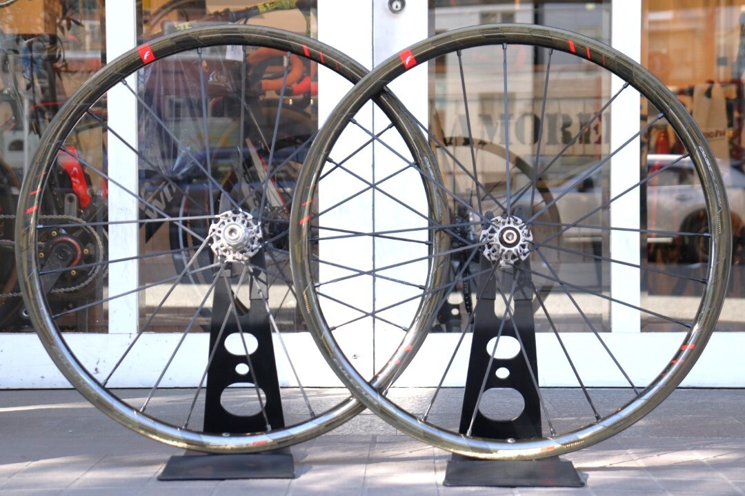 訳アリ フルクラム レーシングゼロ カーボン FULCRUM RACING ZERO CARBON DB チューブレス ホイールセット シマノ11S/12S 19C 【横浜店】