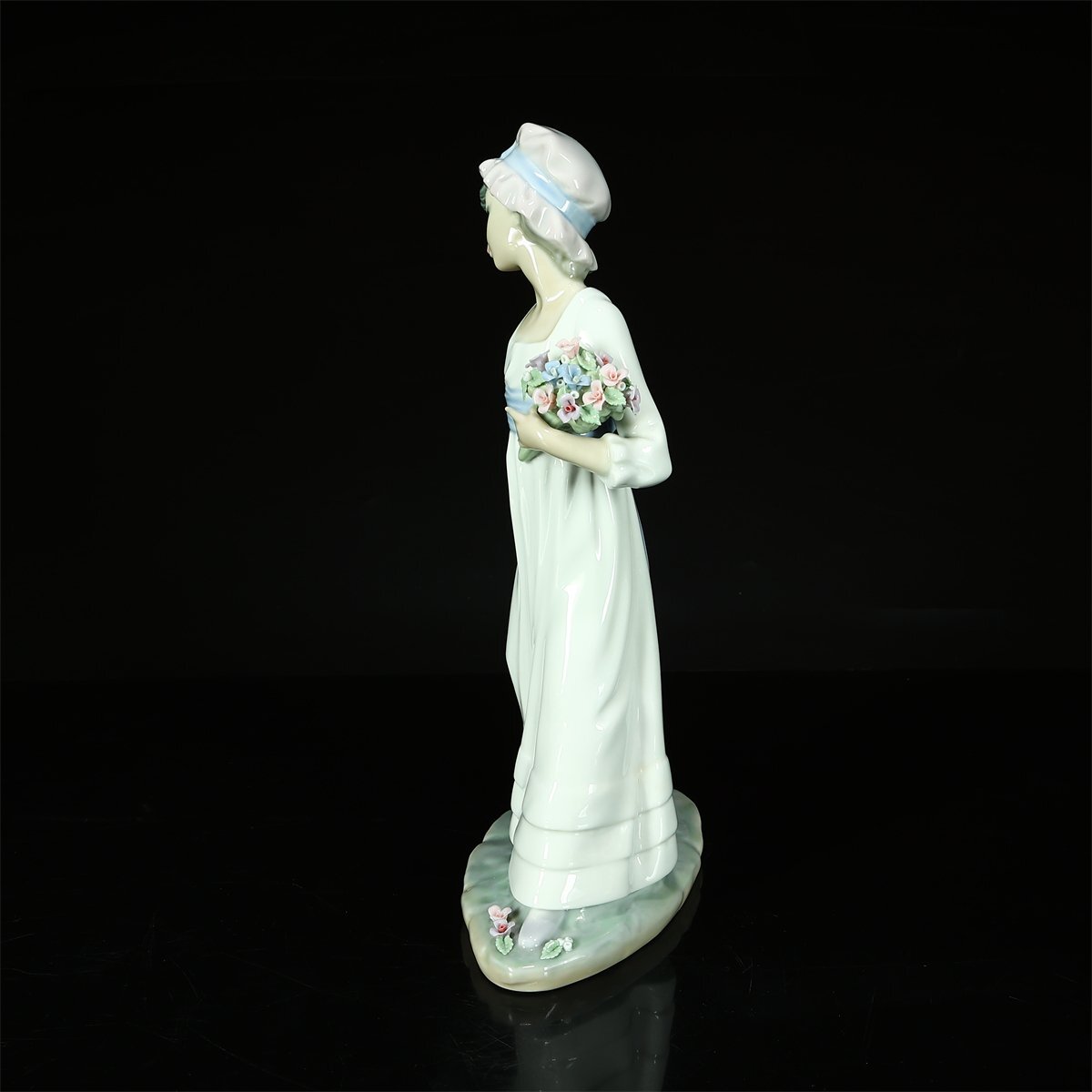 吉】CJ272 LLADRO 【リヤドロ】 フィギュリン 磁器人形 花籠美 吉】CJ272 LLADRO 【リヤドロ】 フィギュリン 磁器人形 花籠美