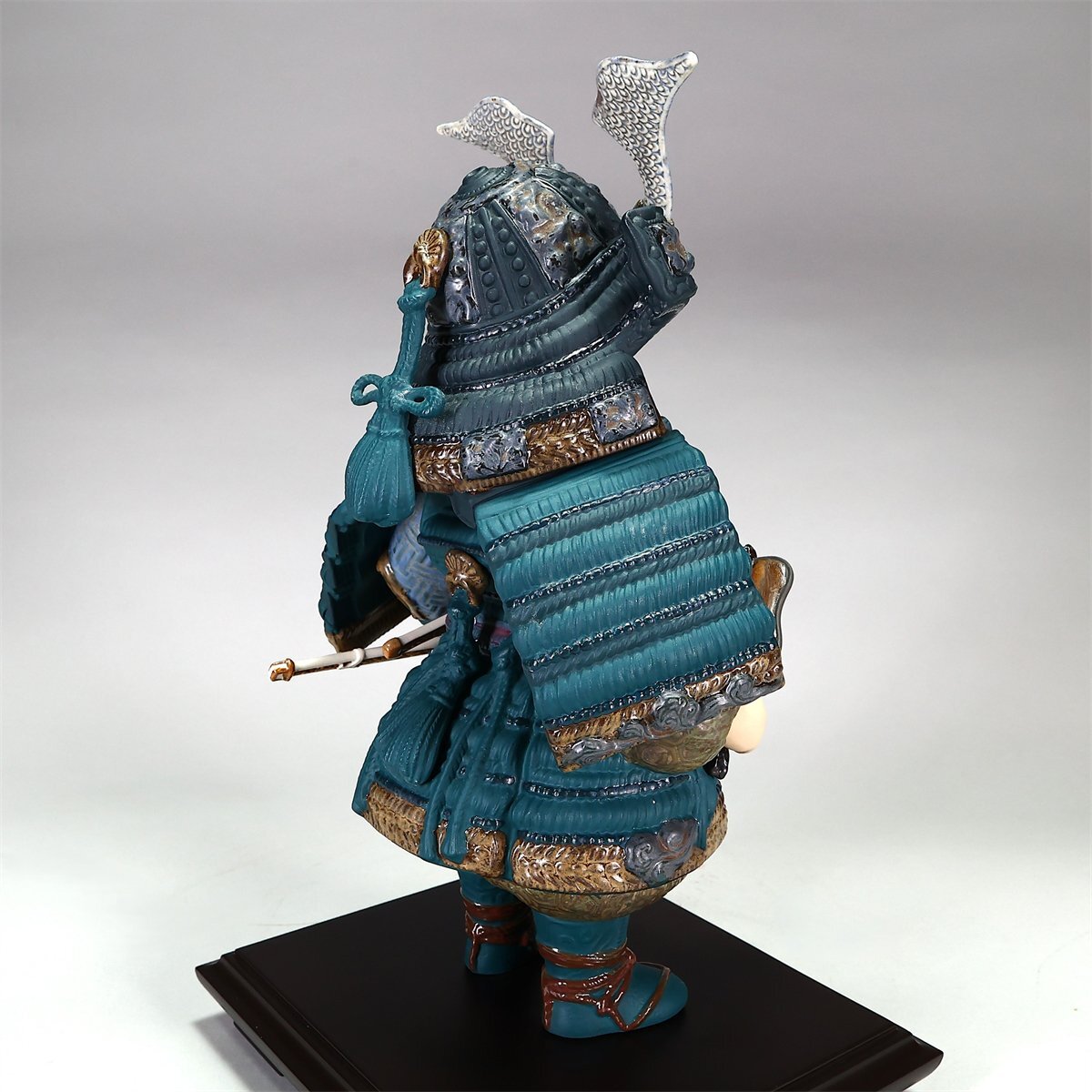 吉】CH941LLADRO 【リヤドロ】 フィギュリン 磁器人形 色絵 小 吉】CH941LLADRO 【リヤドロ】 フィギュリン 磁器人形 色絵 小