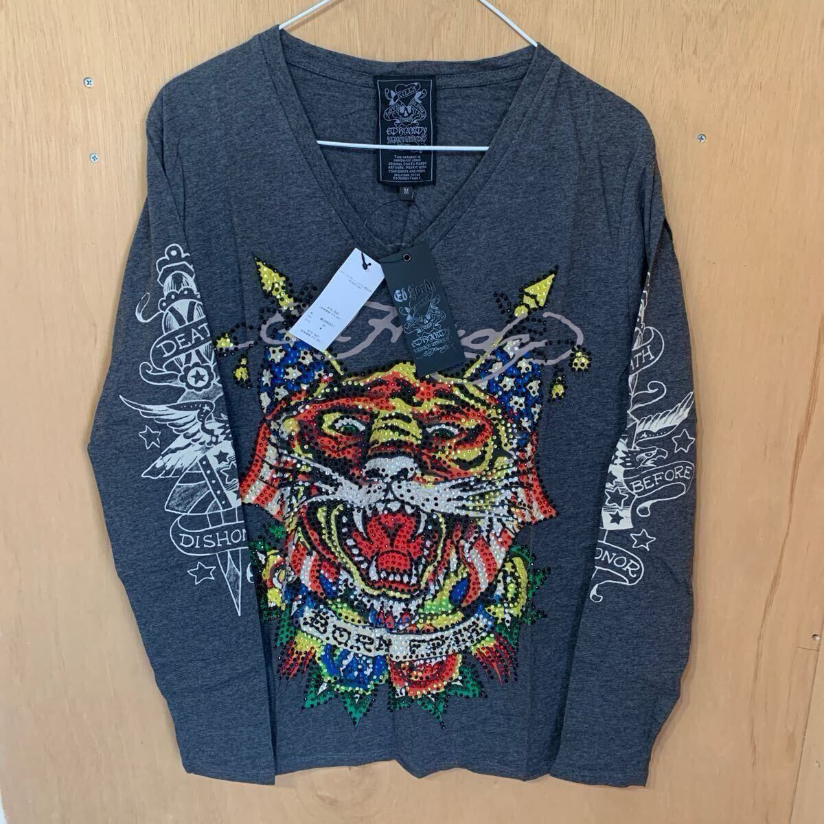 未使用品 エド ハーディー ED HARDY 長袖シャツ ロングTシャツ ロンT サイズM グレー カットソー 綿100% タイガー ストーンデザイン タグ付