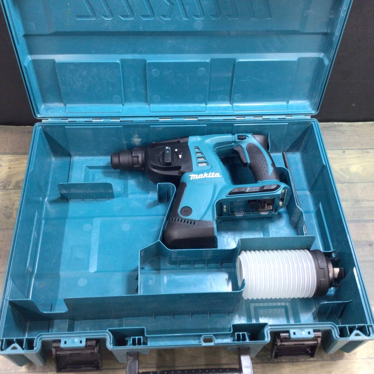 【中古品】〇マキタ(makita) コードレスハンマドリル HR262DZK