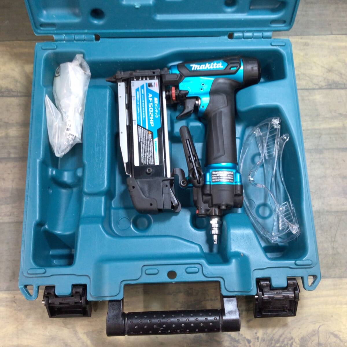 【中古品】★マキタ(makita) 高圧ピンネイラ AF502HPM