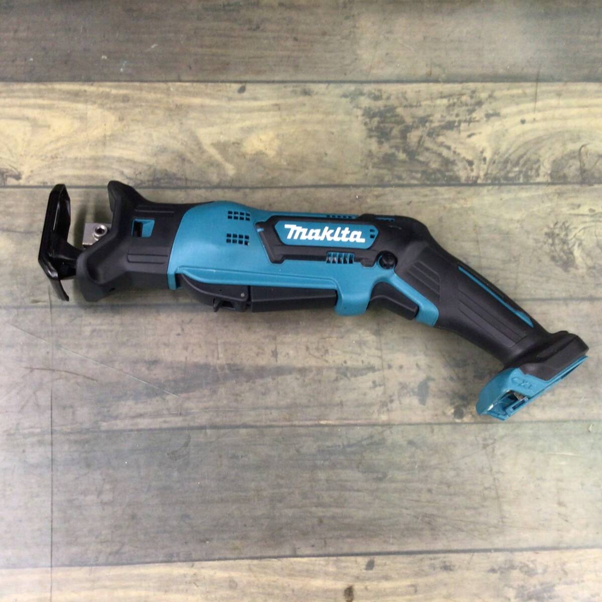 【中古品】★マキタ(makita) コードレスレシプロソー JR104DZ