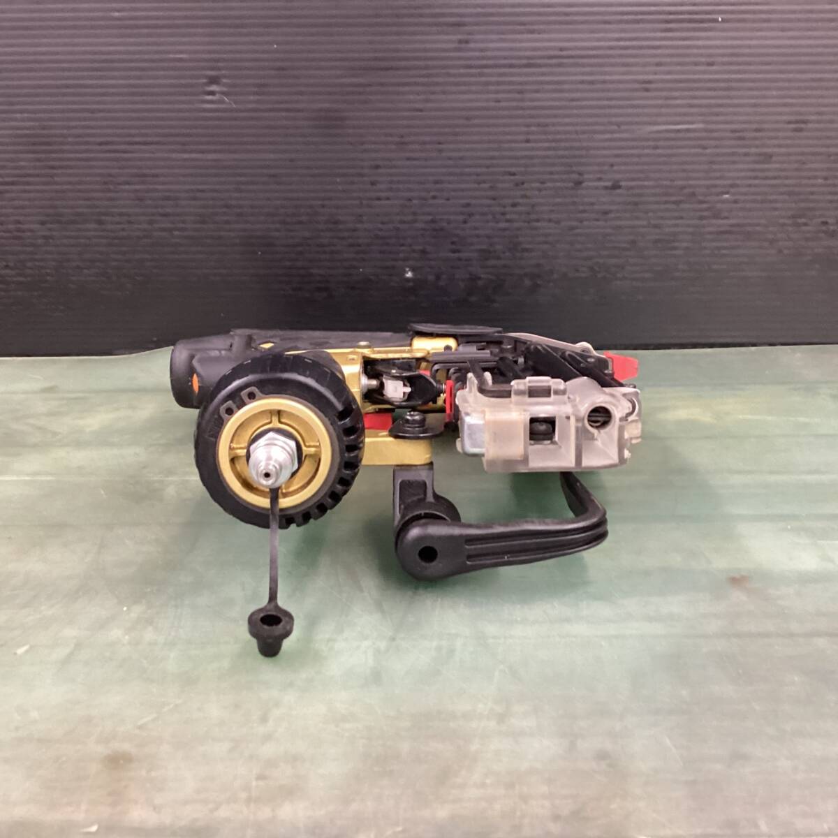 中古品】 ハイコーキ(HIKOKI ※旧:日立工機) 高圧ピンネイラ 中古品】 ハイコーキ(HIKOKI ※旧:日立工機) 高圧ピンネイラ