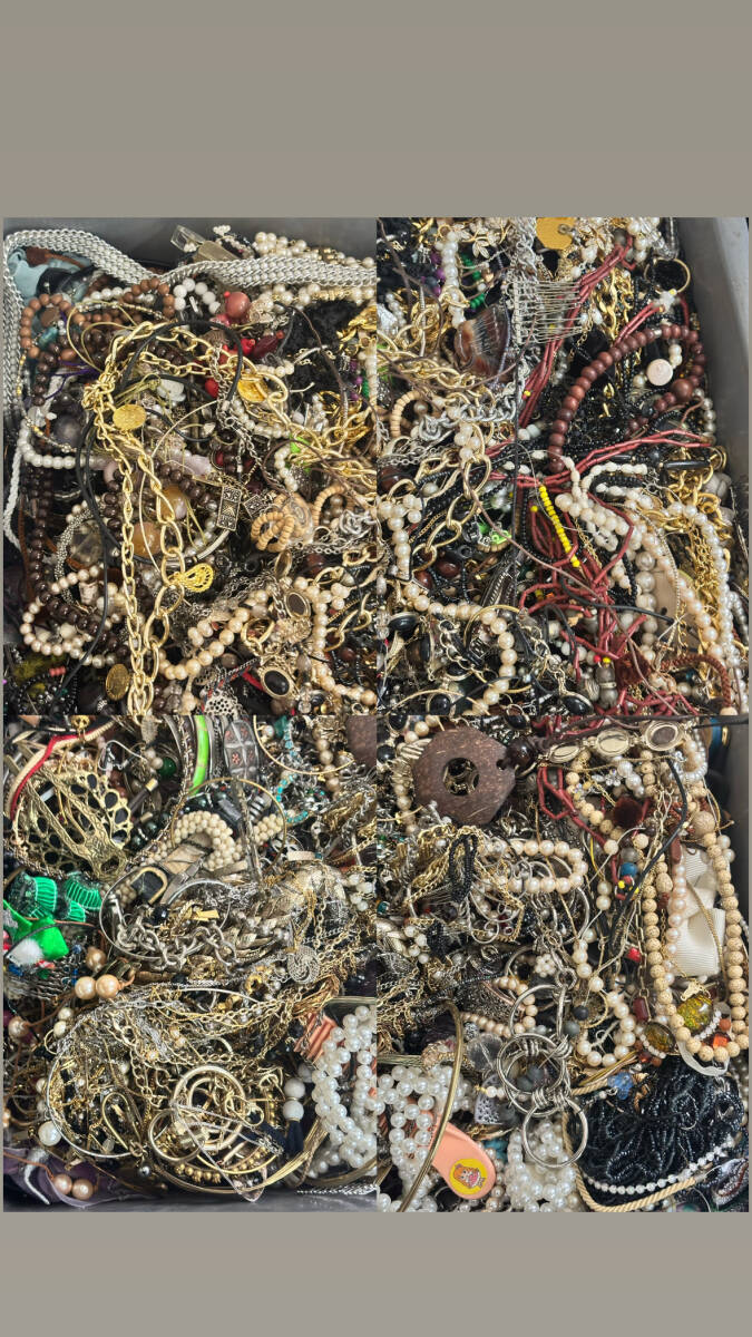 大量 100kg超 アクセサリー おまとめ ネックレス/ペンダント 大量 100kg超 アクセサリー おまとめ ネックレス/ペンダント