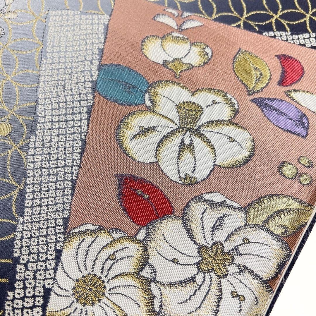 未着用　西陣織　辻ヶ花　椿　七宝　モノトーン　袋帯　着物　114a p
