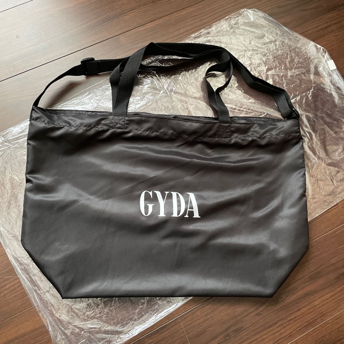 Yahoo!オークション - GYDA 福袋の袋 トートバッグ 黒 2way Yahoo!オークション - GYDA 福袋の袋 トートバッグ 黒 2way