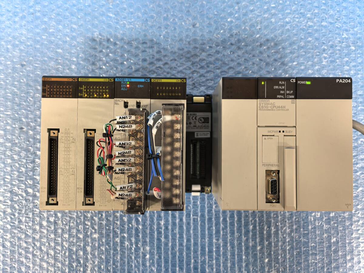 [CK25117] OMRON オムロン PA204 SYSMAC CS1G-CPU44H OC211 AD081-V1 OD231 ID231 シーケンサ 動作保証