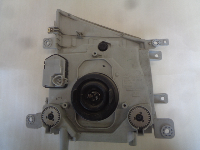  Elf NHS85 правая фара USED