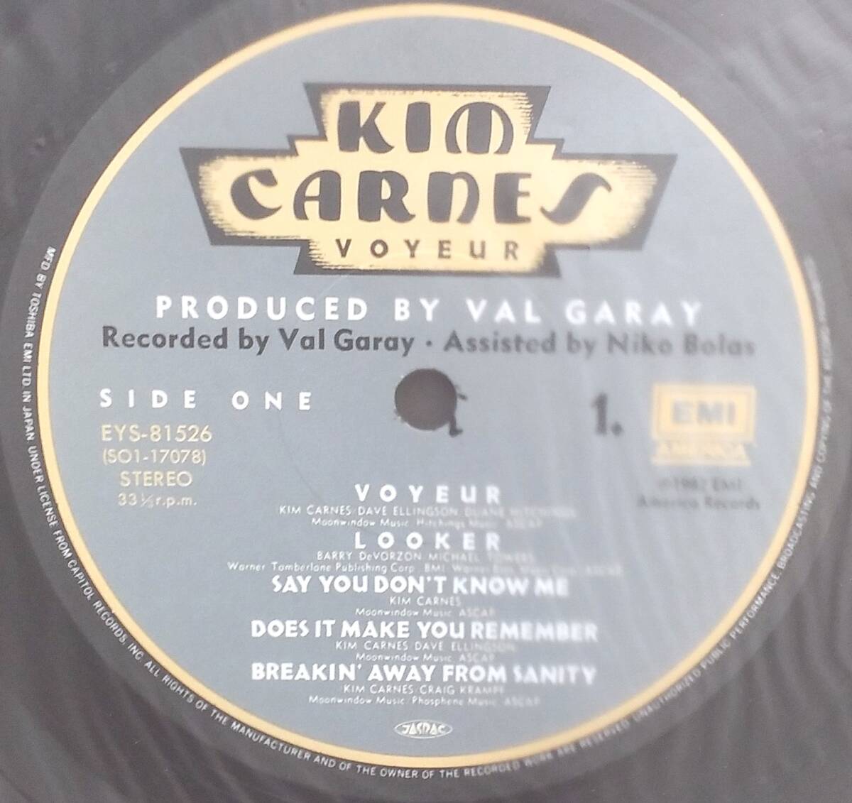 匿名?送料無(wú)料！　キム?カーンズ/Kim Carnes　LPレコード　「愛と幻の世界/Voyeur」