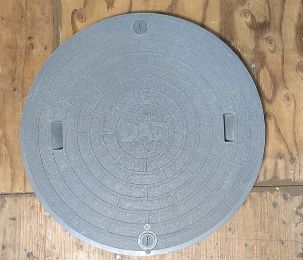 s(AA) ほぼ未使用 φ600 ダイキ DAD 純正 浄化槽用マンホール s(AA) ほぼ未使用 φ600 ダイキ DAD 純正 浄化槽用マンホール