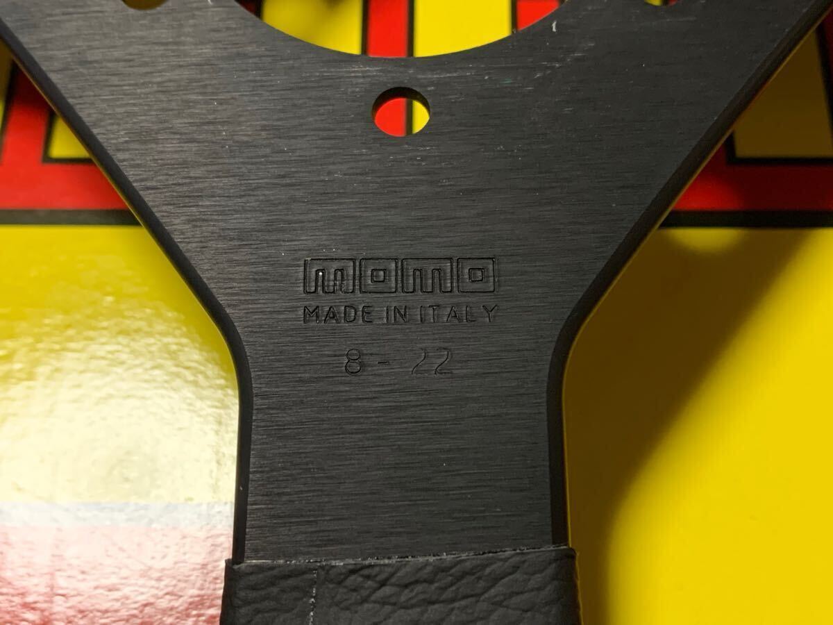 MOMO モモ VELOCE ヴェローチェレーシング 320mm ステアリング V-2 MOMO モモ VELOCE ヴェローチェレーシング 320mm ステアリング V-2