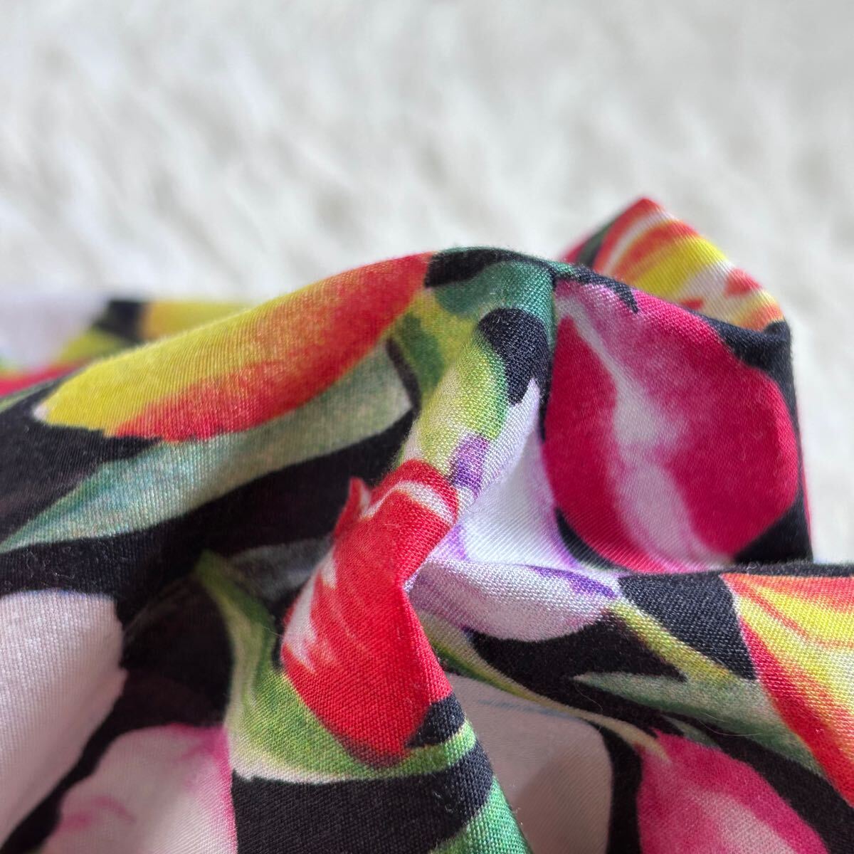 極美品【希少 XLサイズ】Paul Smith ポールスミス 長袖シャツ 花 極美品【希少 XLサイズ】Paul Smith ポールスミス 長袖シャツ 花